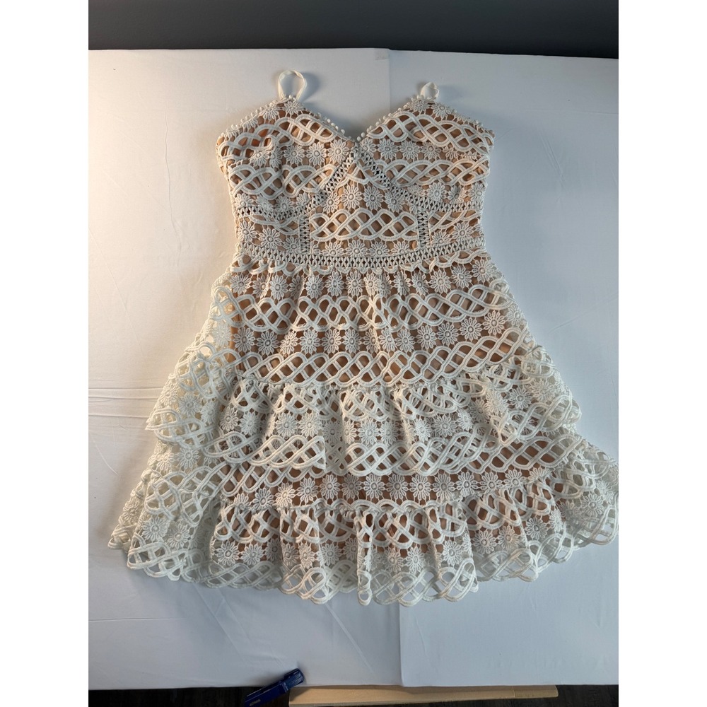 LulusBeauty and lace Crochet Mini Dress Women S White Boho Tiered Ruffle Y2K - Picture 3 of 10